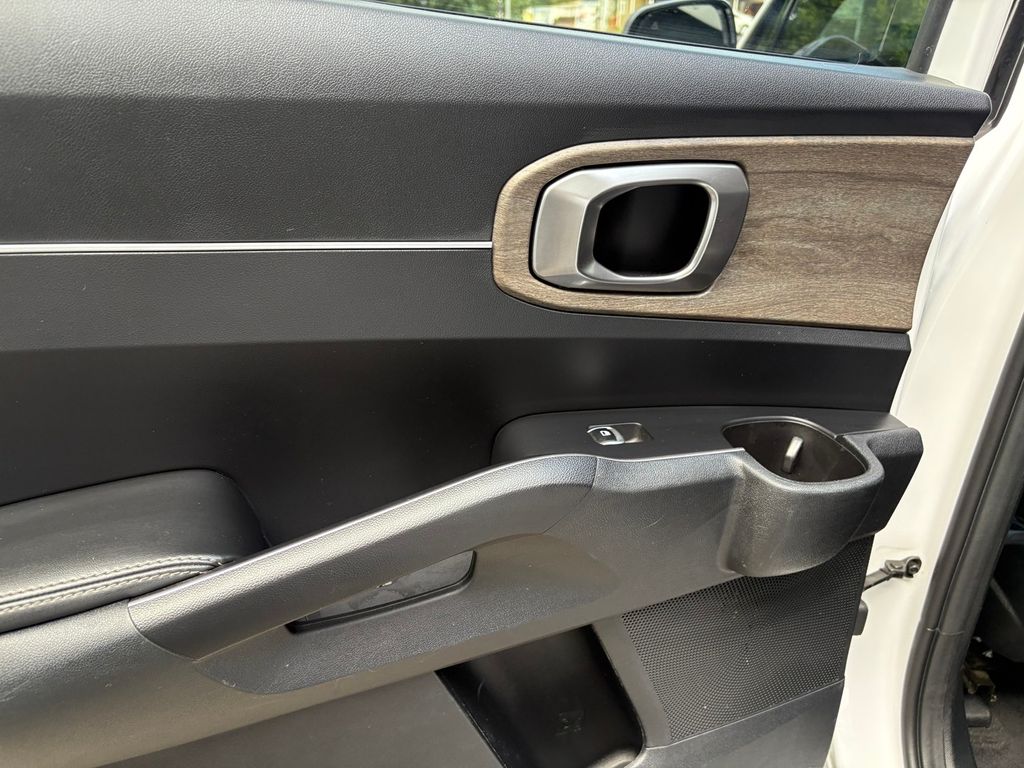 2023 Kia Sorento X-Line EX photo 24