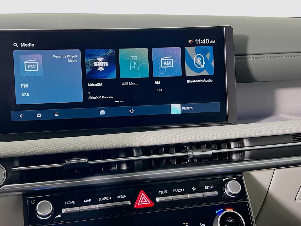 2025 Hyundai Tucson Hybrid Limited photo 7