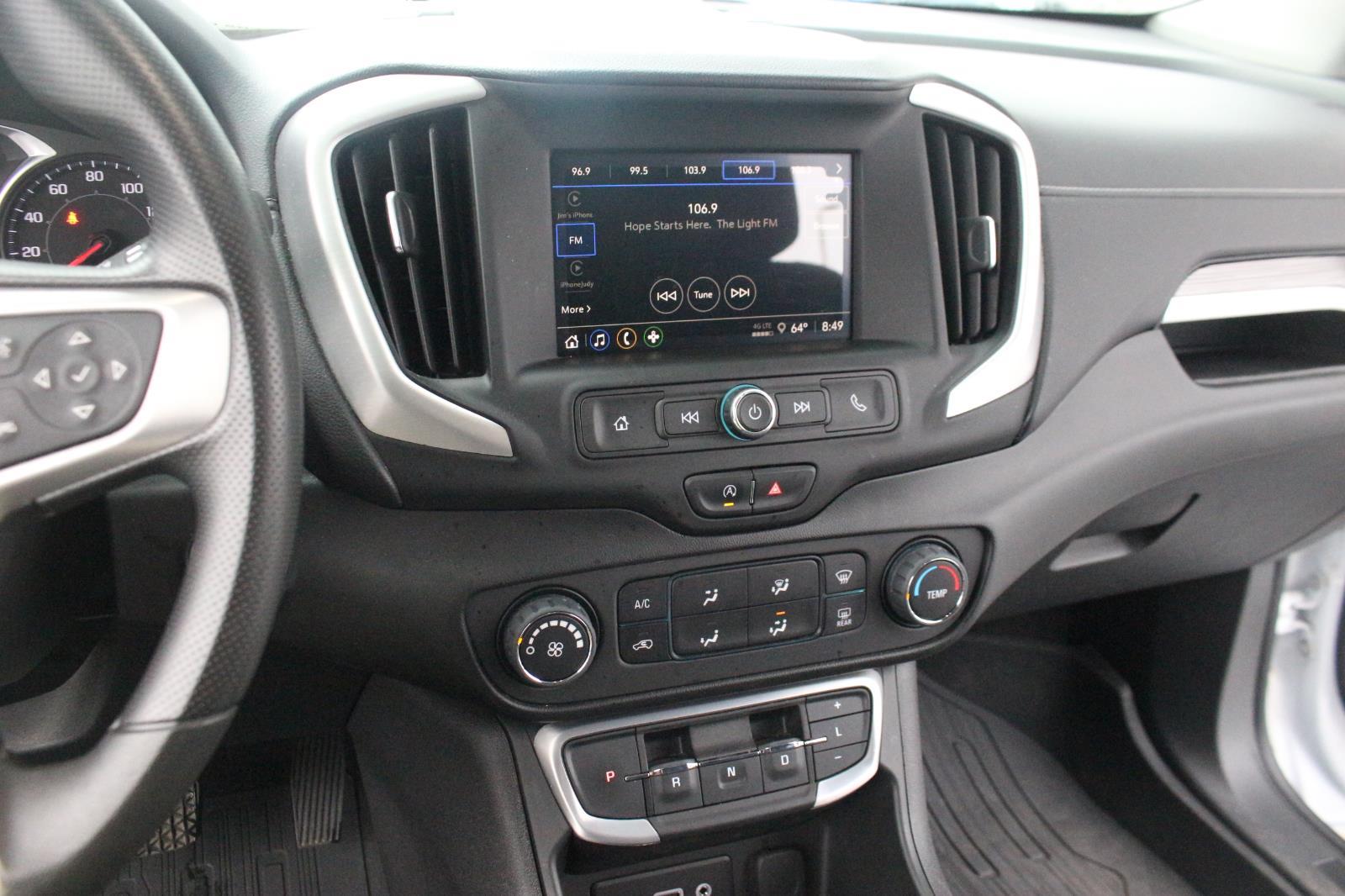 2022 Gmc Terrain SLE photo 19
