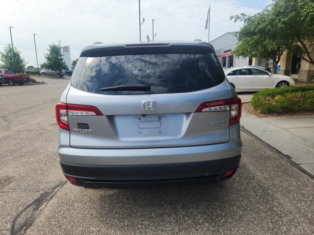 2021 Honda Pilot Special Edition photo 2