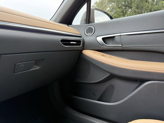 2020 Hyundai Sonata Limited photo 21