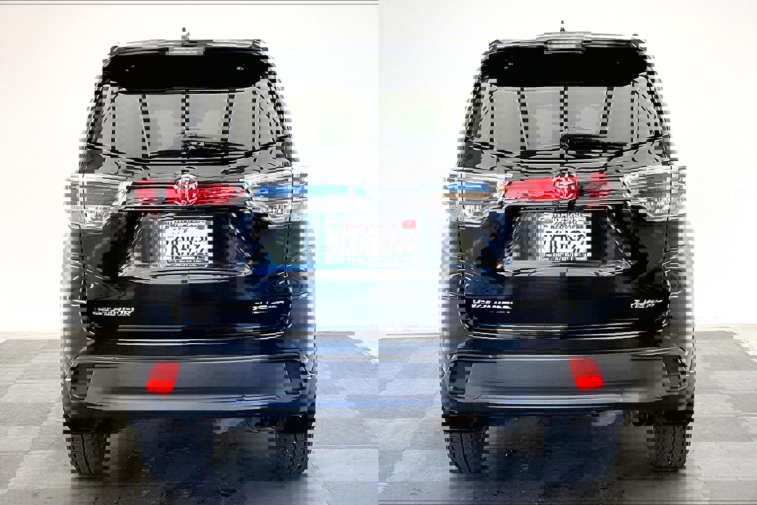 2015 Toyota Highlander XLE photo 3