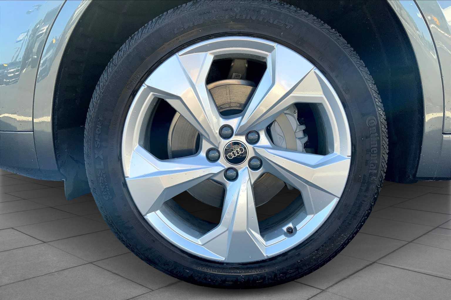 2024 Audi Q5 S line Premium Plus photo 10