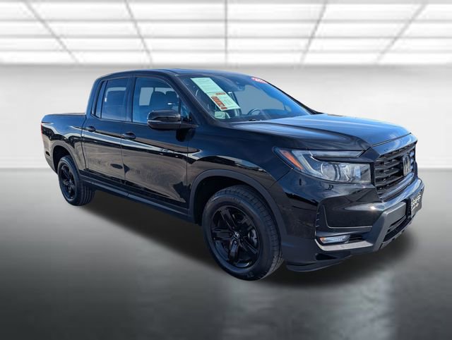 2022 Honda Ridgeline Black Edition's photo