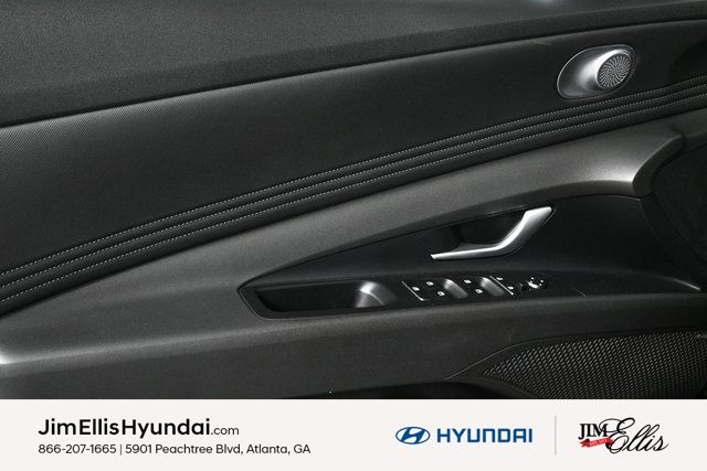 2023 Hyundai Elantra Limited photo 4