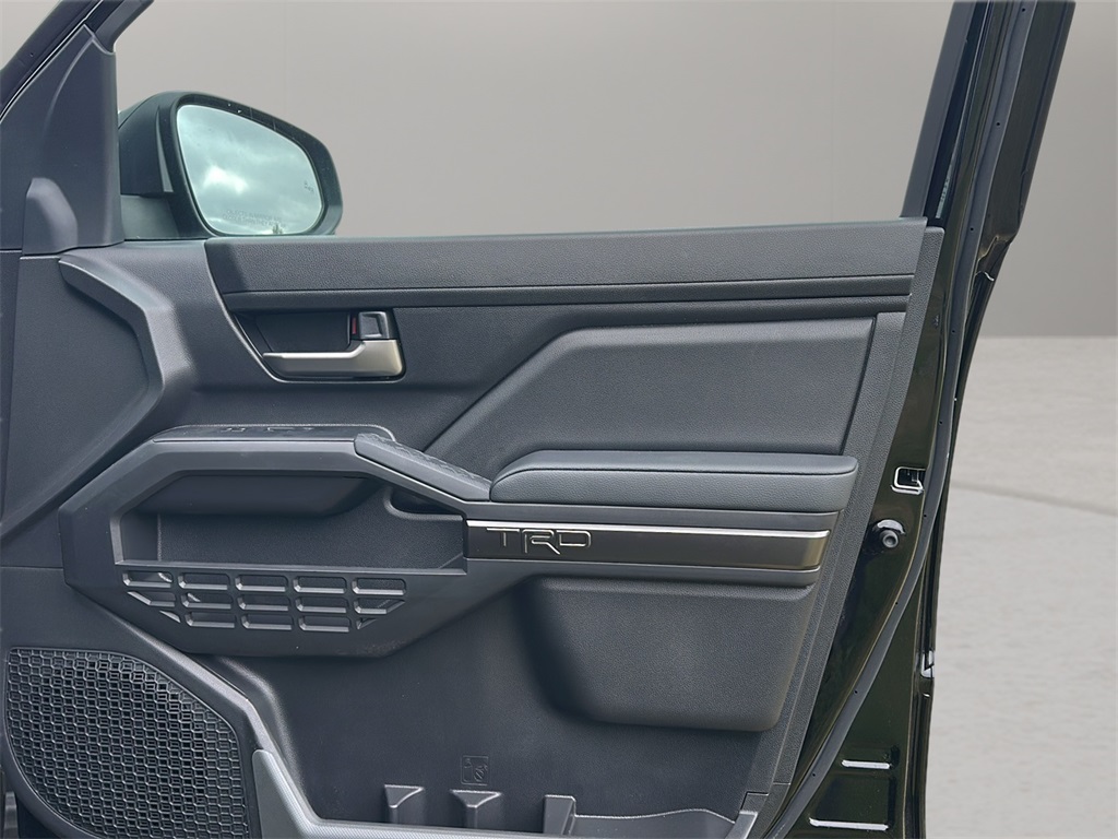 2025 Toyota Tacoma TRD Off-Road 4x4 Double Cab photo 25