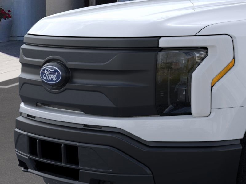 2024 Ford F-150 Lightning photo 40