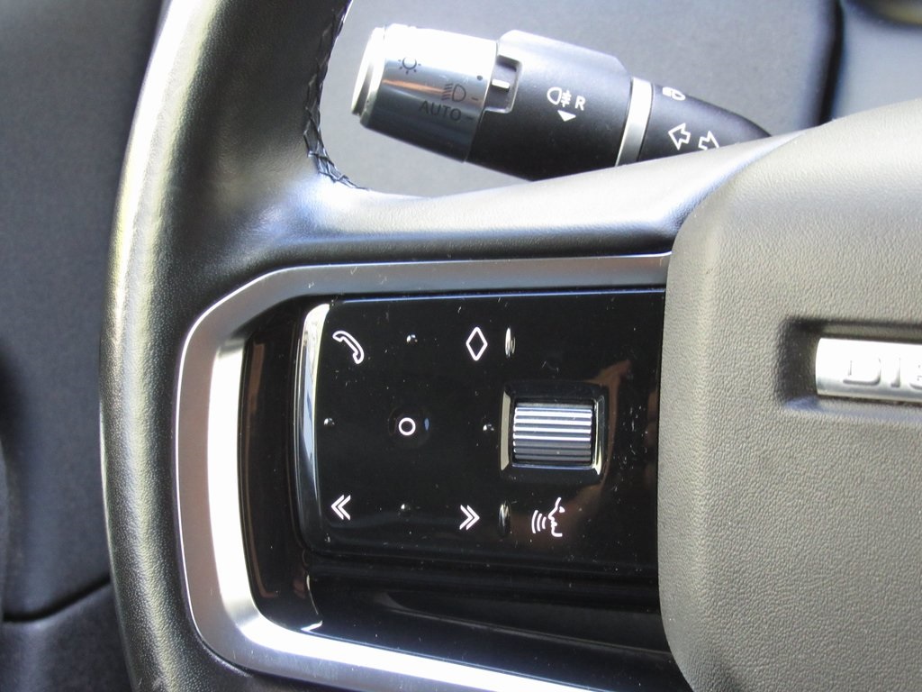 2022 Land Rover Discovery Sport S photo 25