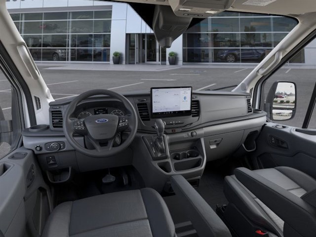 2025 Ford Transit photo 7