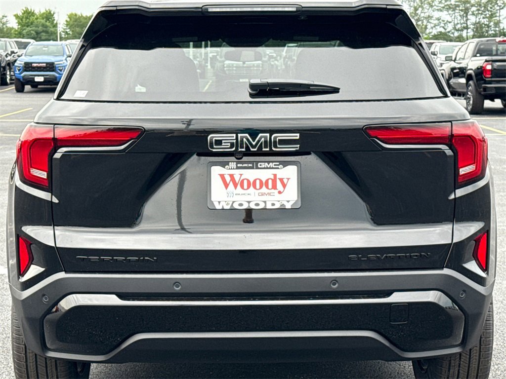 2026 Gmc Terrain Elevation Black Edition photo 8