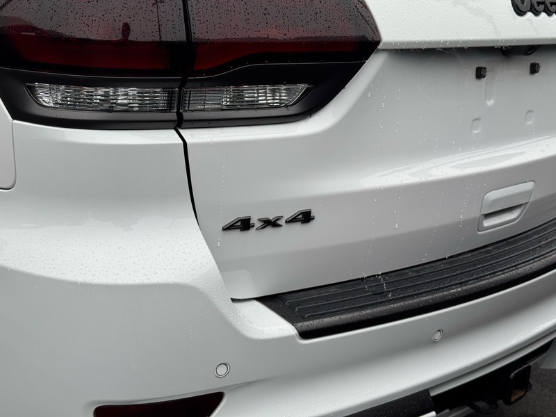 2019 Jeep Grand Cherokee High Altitude photo 2