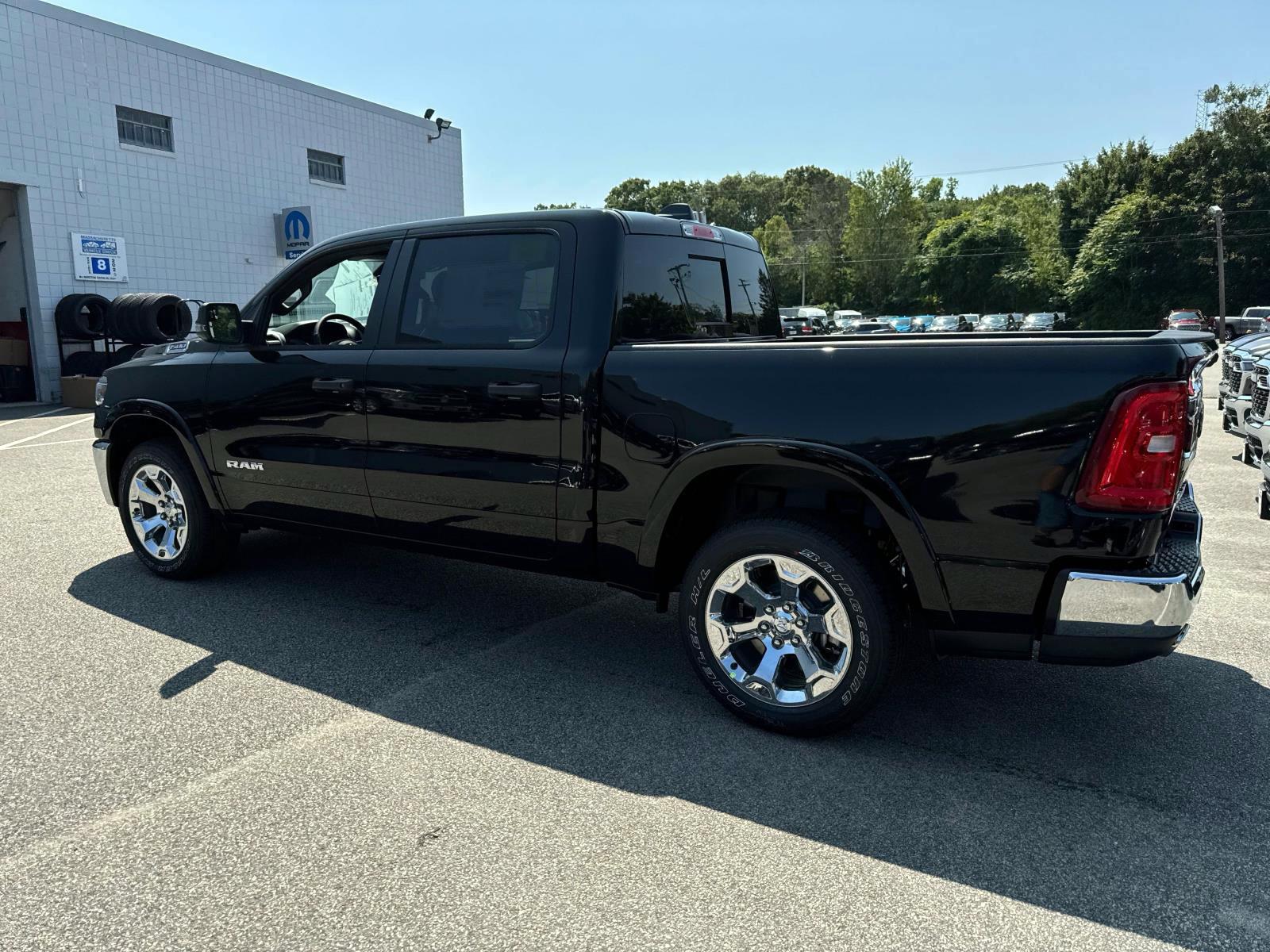 2026 Ram 1500 Big Horn photo 3