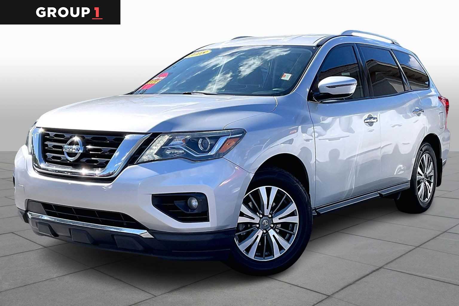 2018 Nissan Pathfinder SV