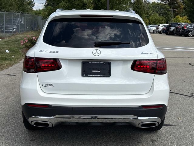 2022 Mercedes Benz GLC 300 4MATIC photo 5