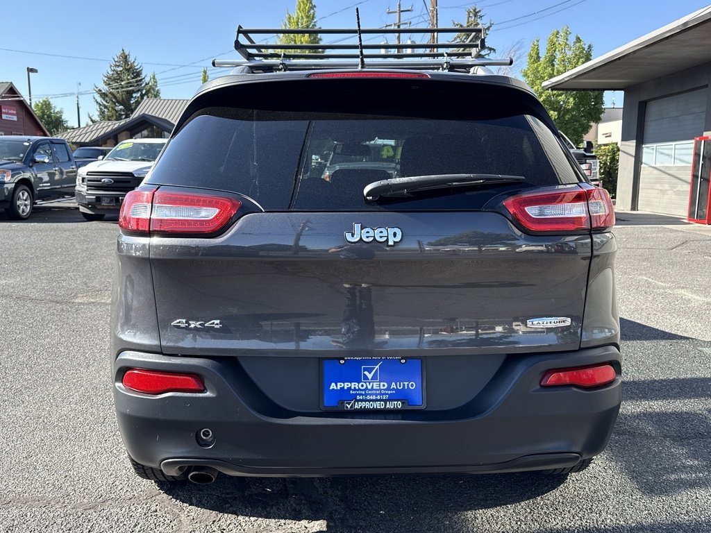2014 Jeep Cherokee Latitude photo 6