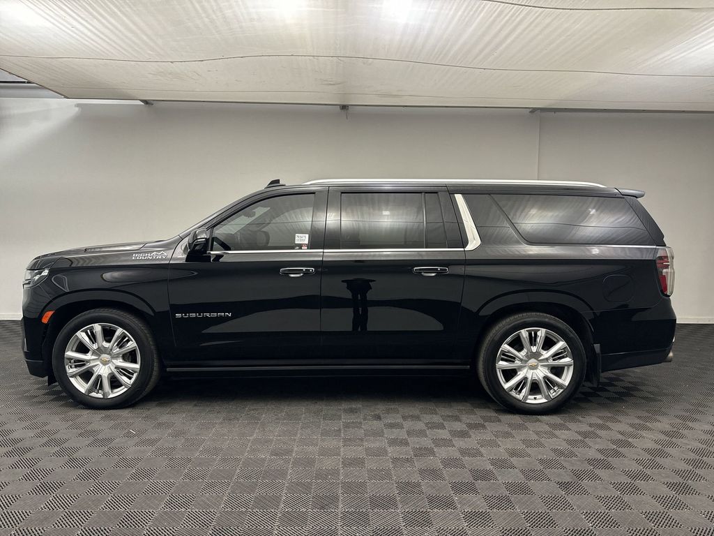 2021 Chevrolet Suburban 1500 High Country photo 2