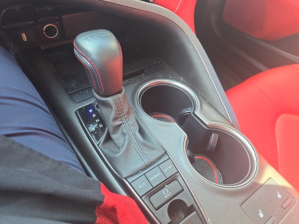 2023 Toyota Camry XSE photo 13