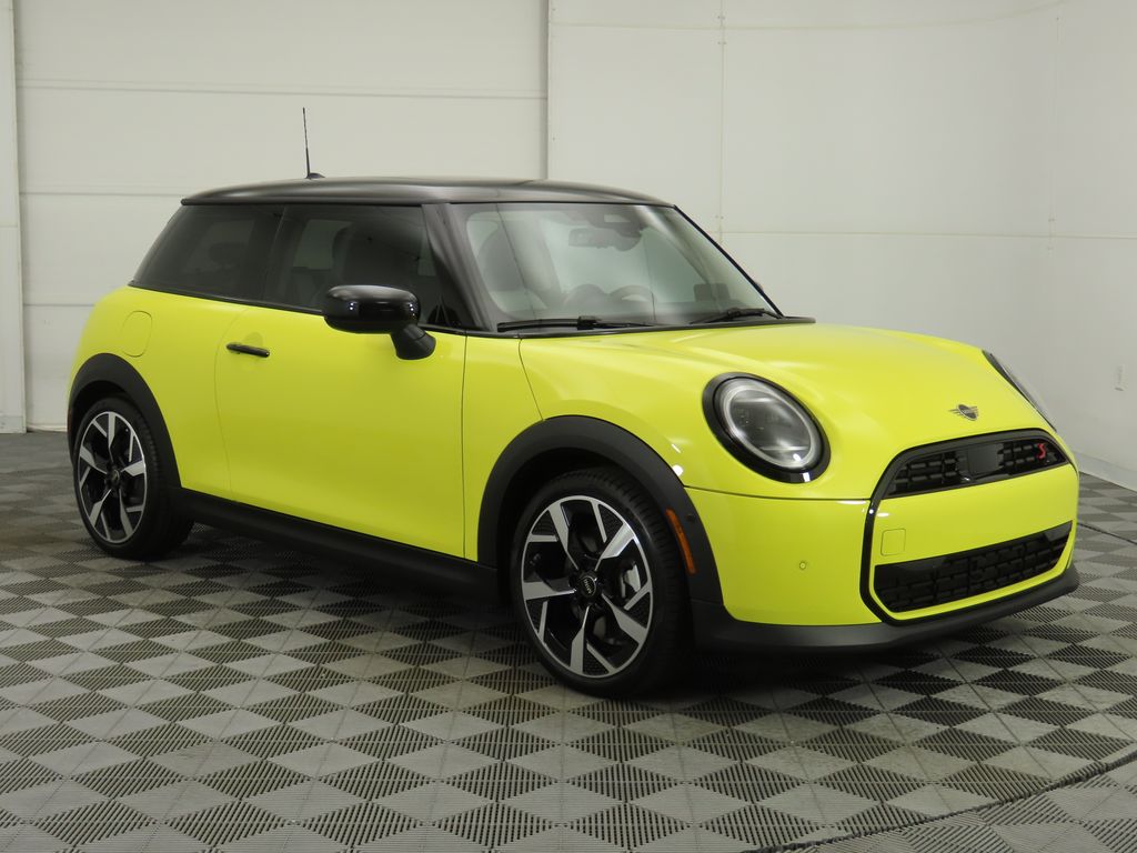 2026 Mini Cooper 2 Door Hardtop Signature photo 3