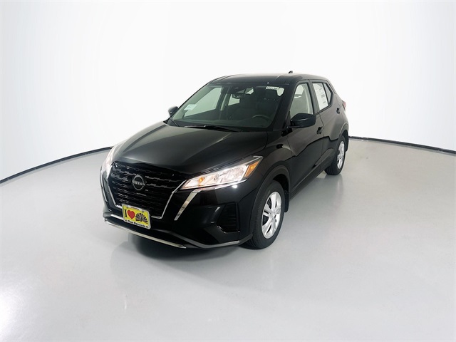 2025 Nissan Kicks Play S photo 4