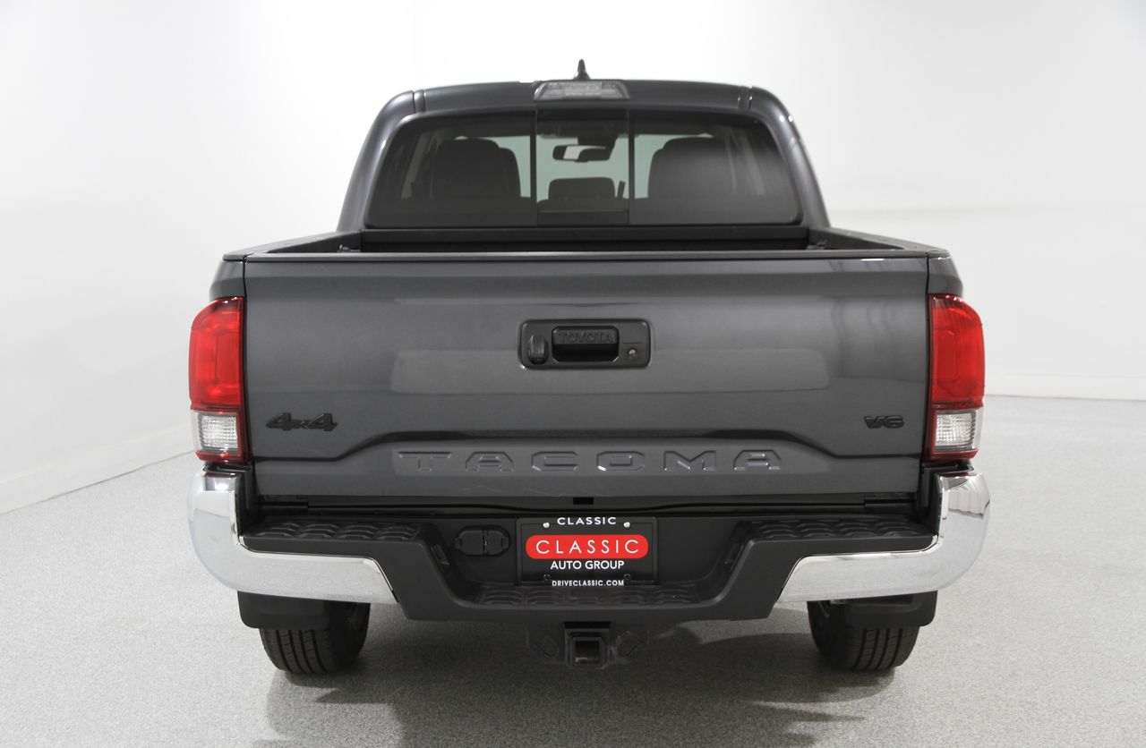 2022 Toyota Tacoma SR5 photo 17