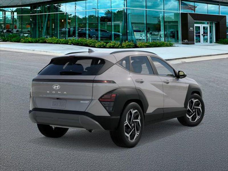 2026 Hyundai Kona Limited photo 4