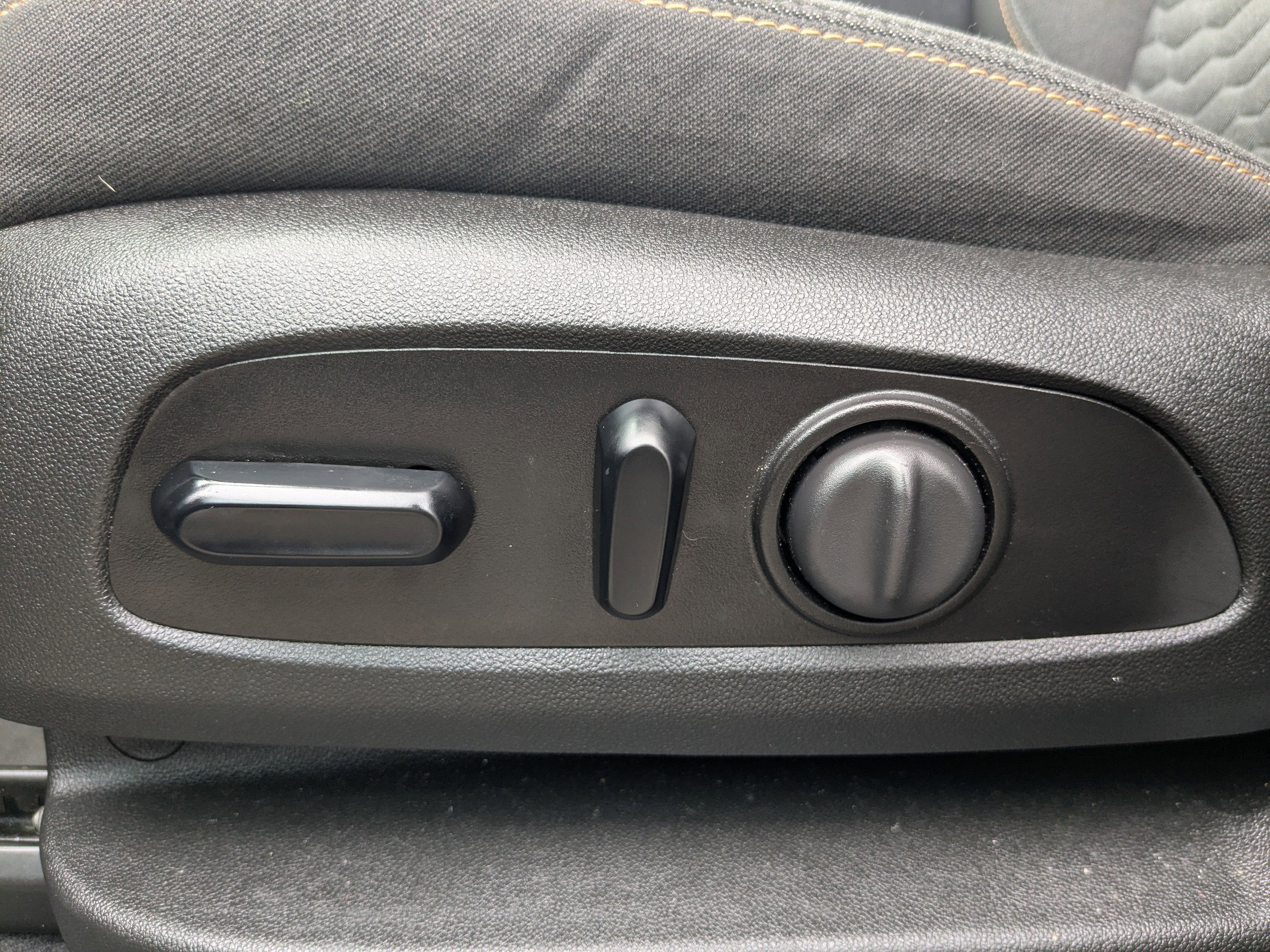 2021 Chevrolet Equinox photo 21