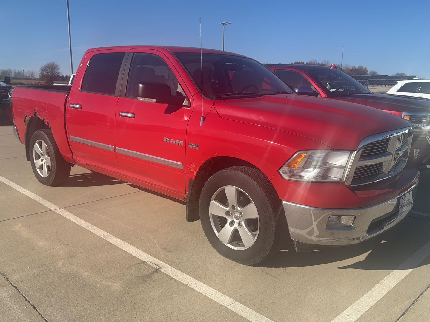 2010 Dodge Ram SLT photo 4