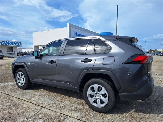 2024 Toyota RAV4 LE photo 7