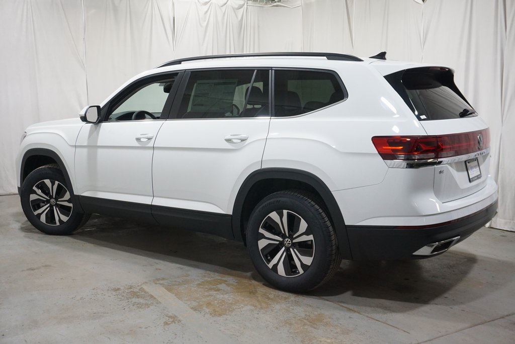 2025 Volkswagen Atlas SE photo 10