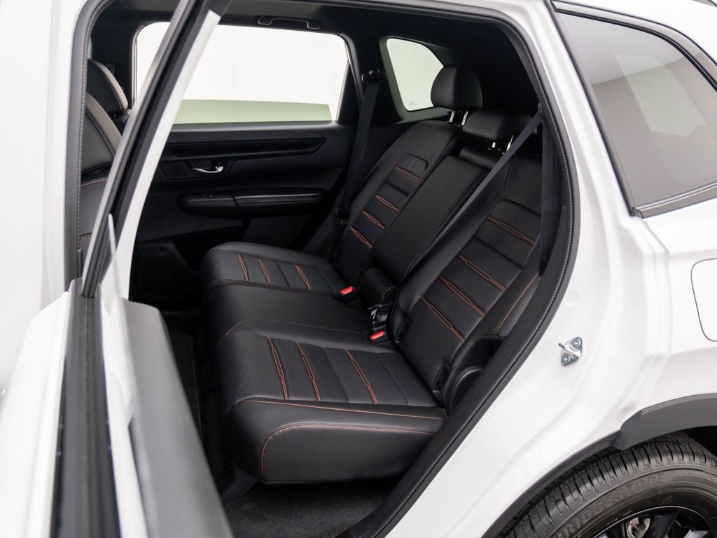 2026 Honda CR-V Hybrid Sport-L photo 11