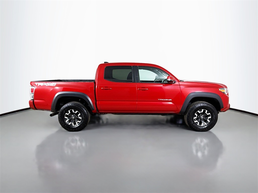 2022 Toyota Tacoma TRD Off-Road photo 12