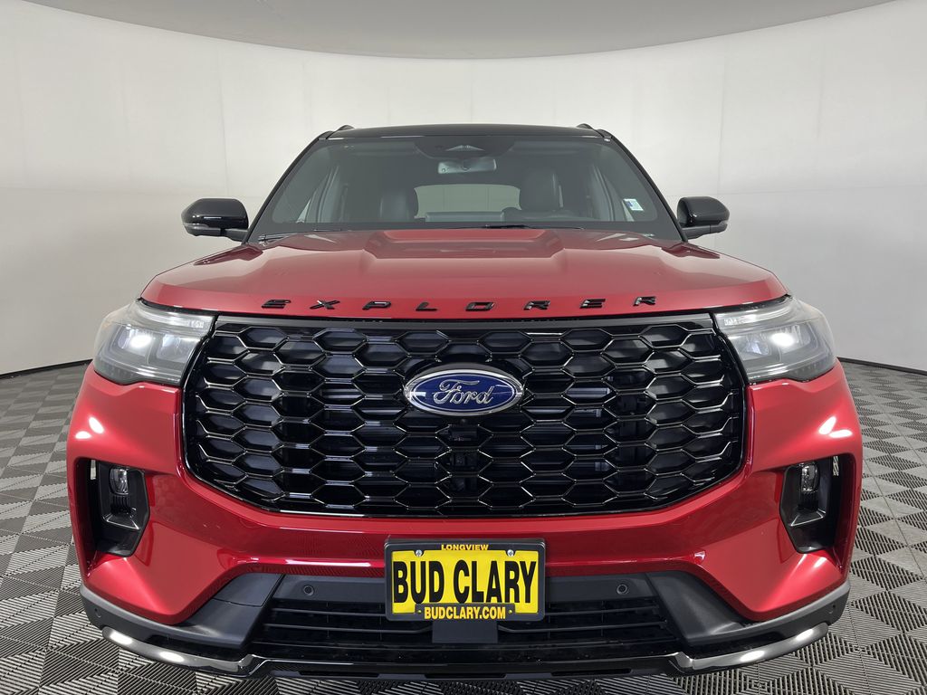 2025 Ford Explorer ST-Line photo 2