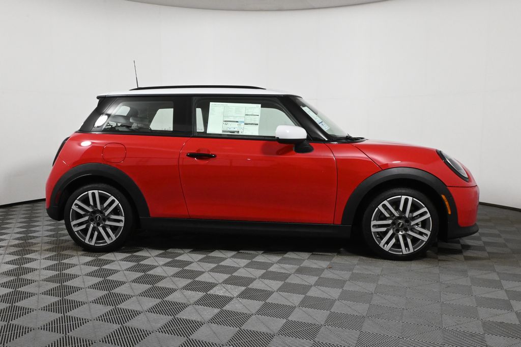 2025 Mini Cooper Hardtop Signature photo 7
