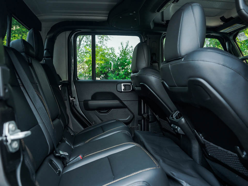 2025 Jeep Gladiator Sport photo 10
