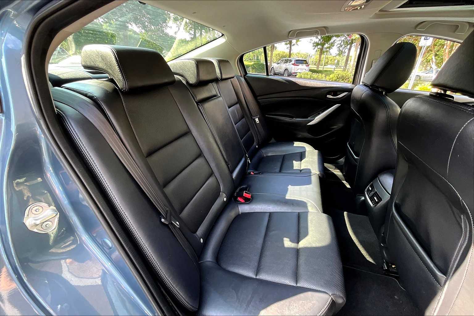 2016 Mazda Mazda6 Touring photo 18