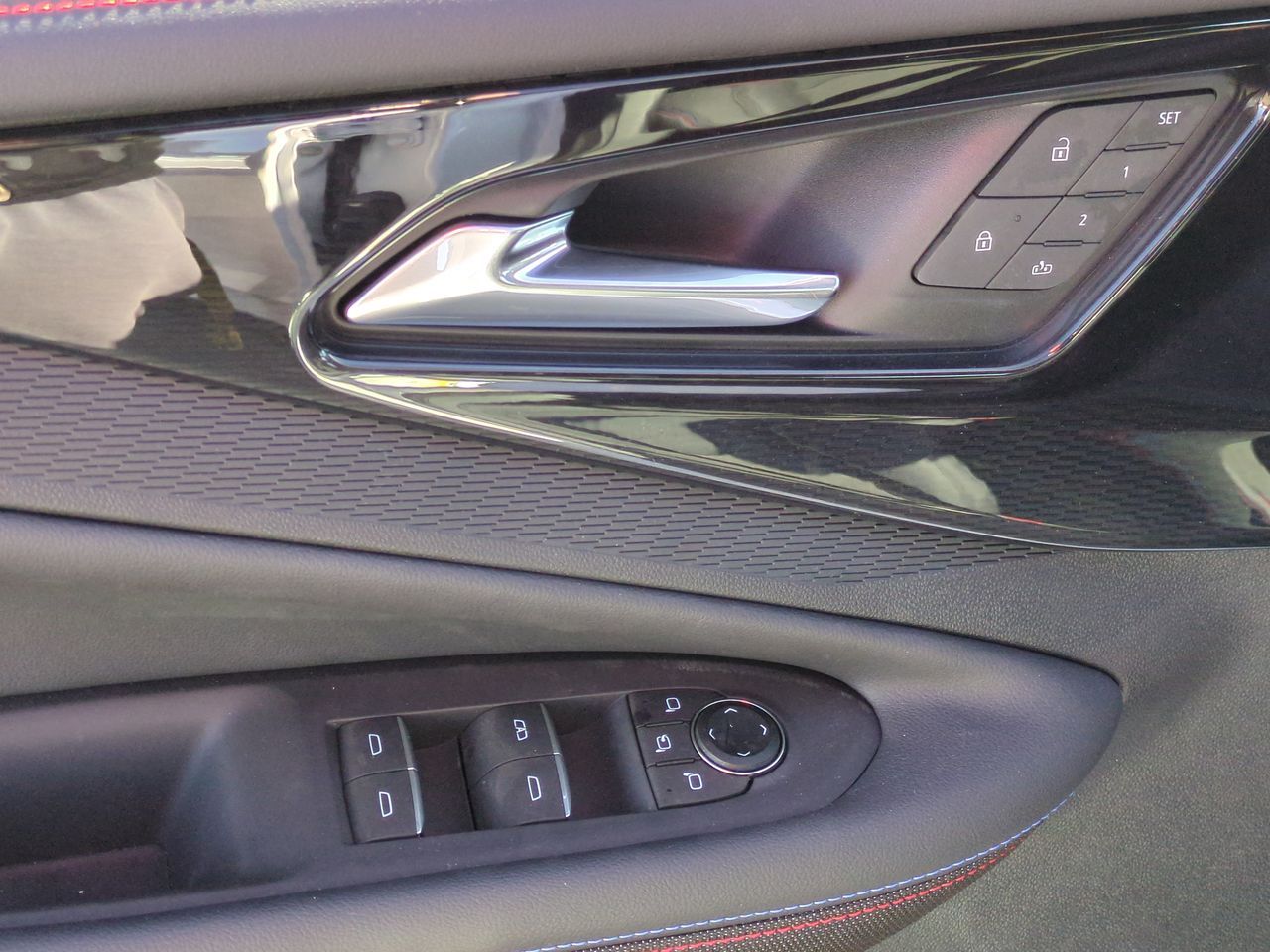 2025 Chevrolet Blazer EV RS photo 20