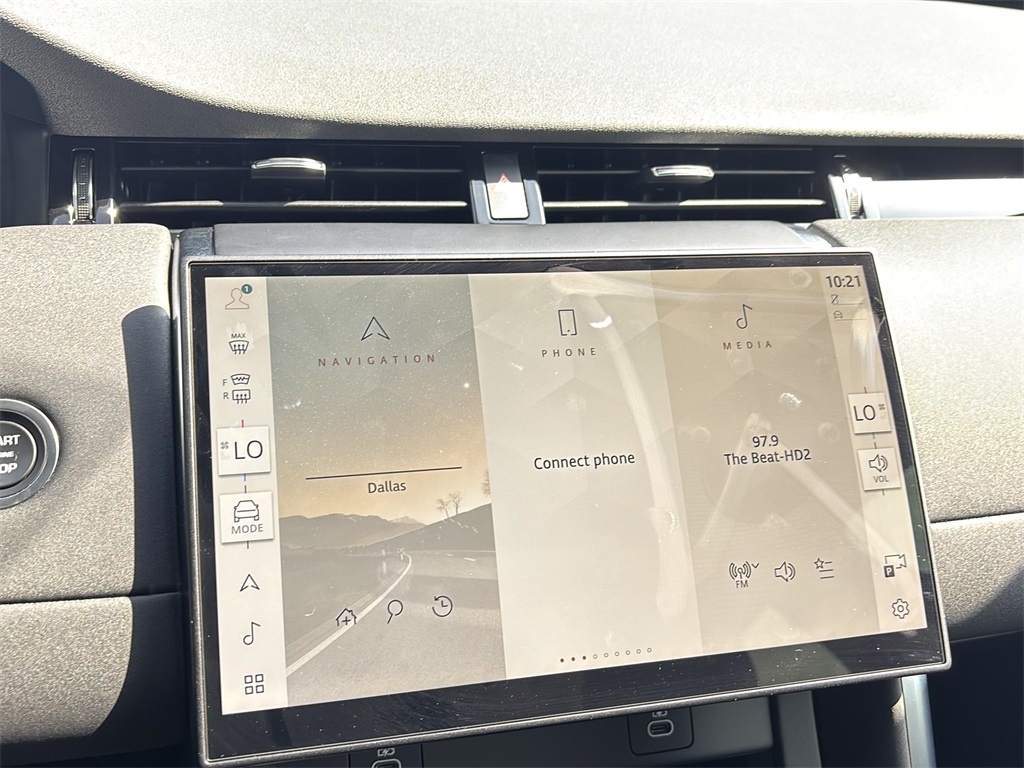 2025 Land Rover Discovery Sport S photo 24