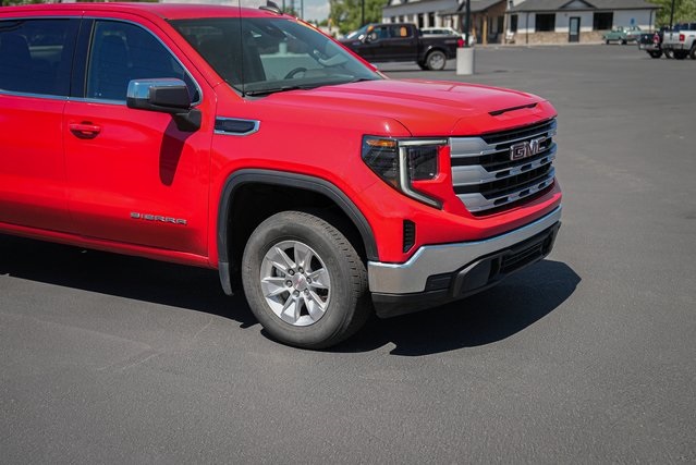 2022 Gmc Sierra 1500 SLE photo 3