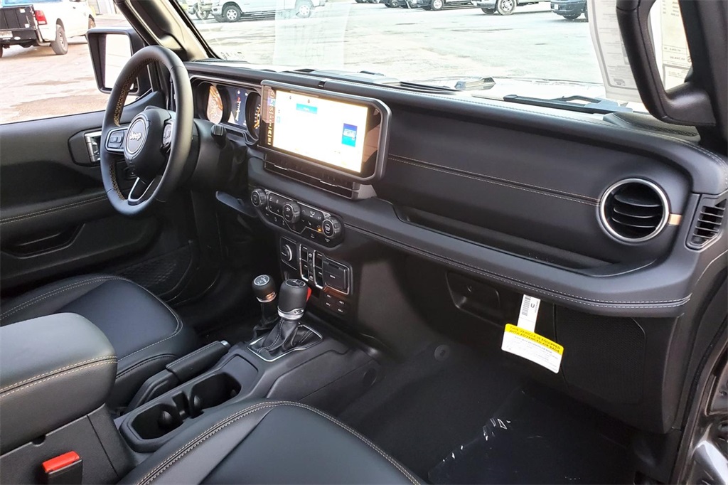 2025 Jeep Gladiator Texas Trail photo 12