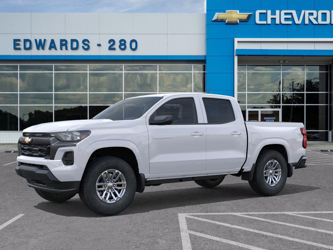 2026 Chevrolet Colorado LT photo 2