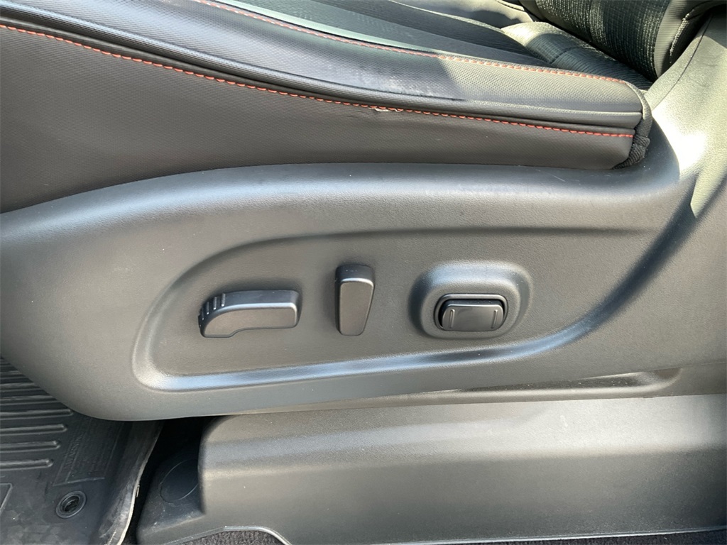 2023 Nissan Titan PRO-4X photo 25