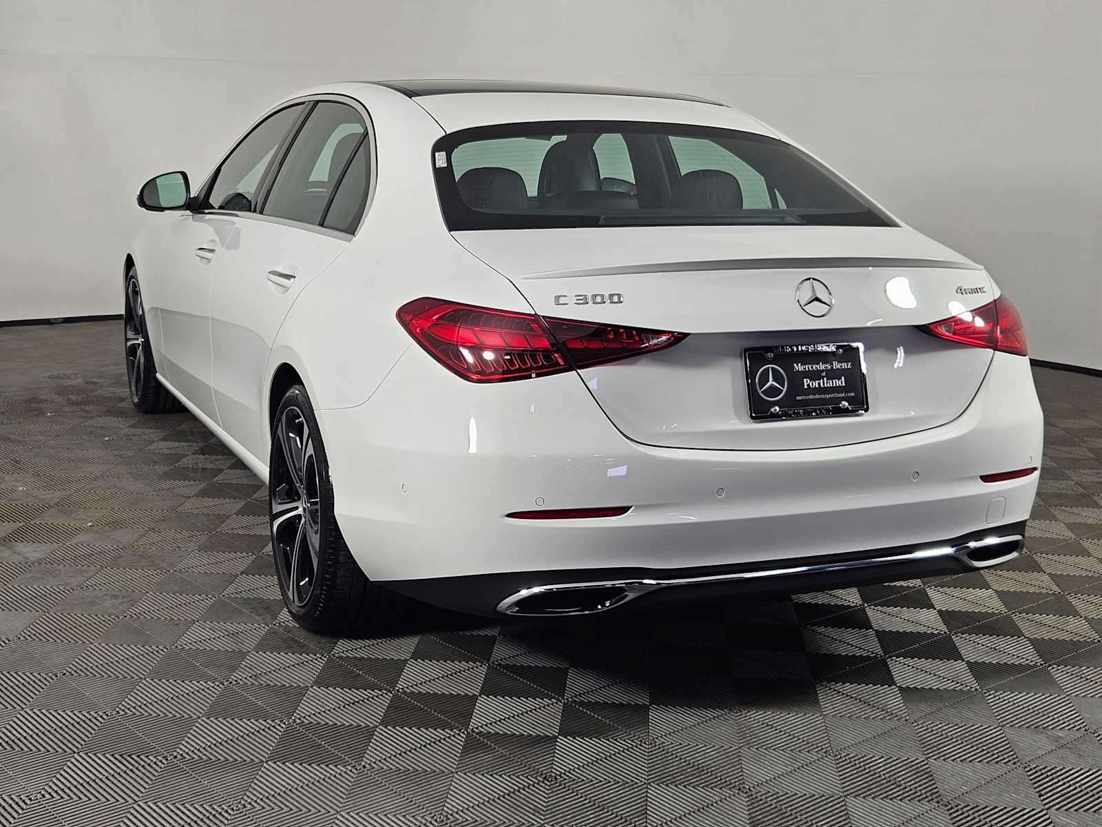 2025 Mercedes Benz C 300 4MATIC photo 3