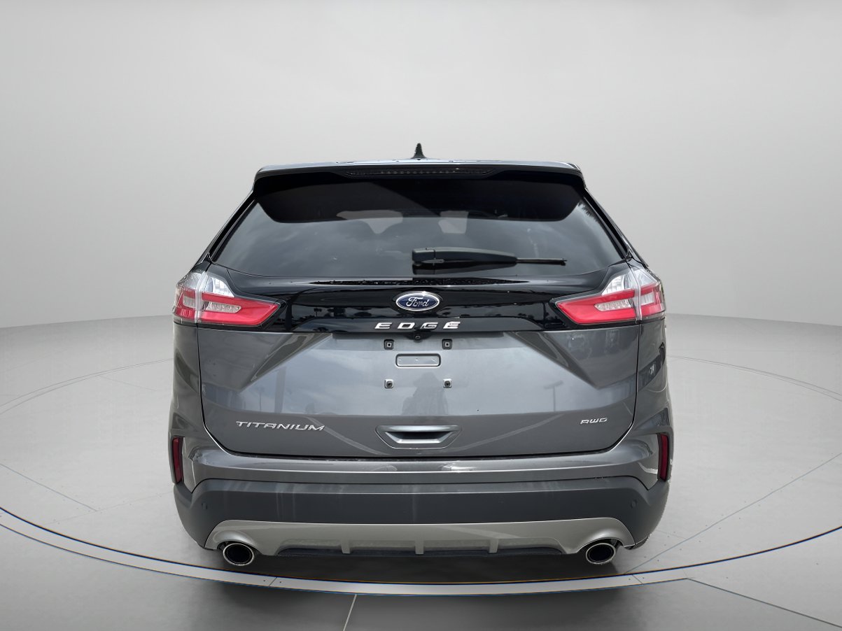 2022 Ford Edge Titanium photo 4