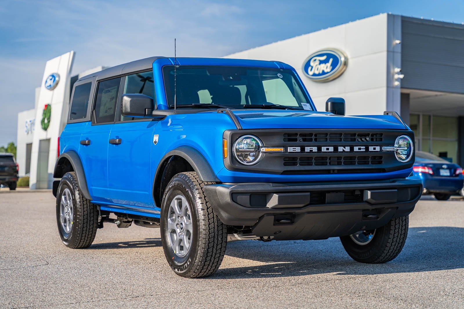 2025 Ford Bronco 4-Door Big Bend's photo