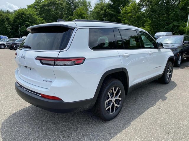 2025 Jeep Grand Cherokee Limited photo 3