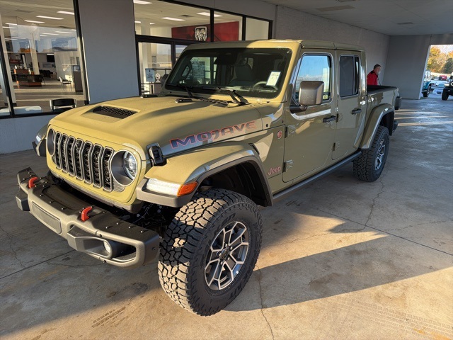 2026 Jeep Gladiator Mojave photo 2