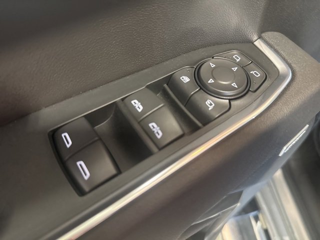 2025 Chevrolet Silverado 1500 LTZ photo 4