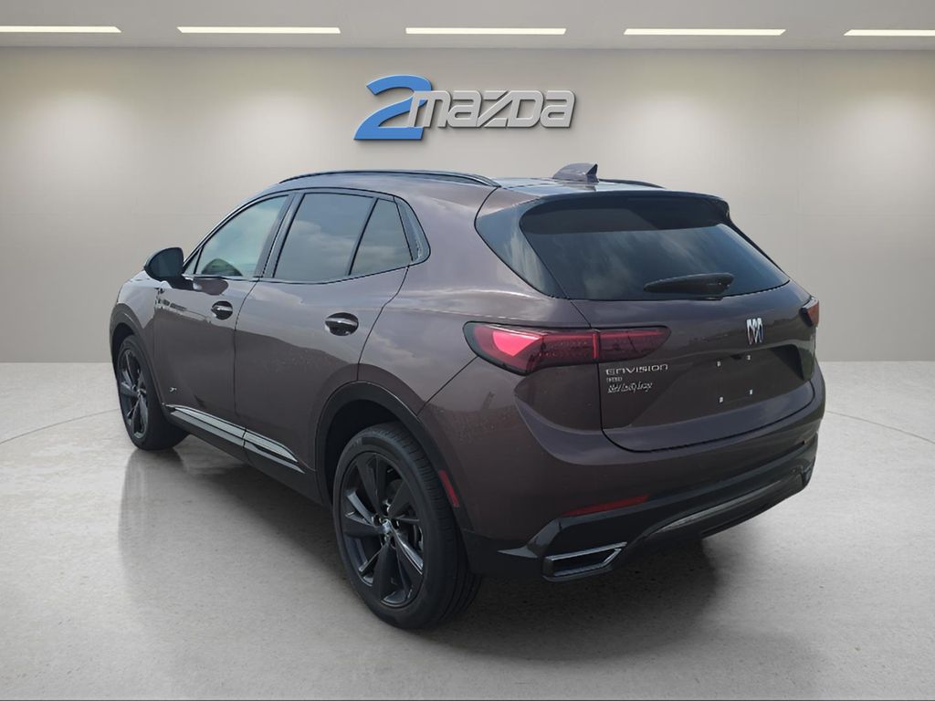 2025 Buick Envision Sport Touring photo 3