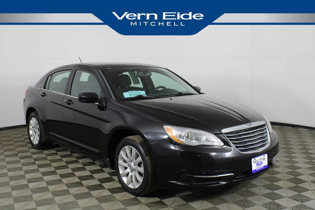 2014 Chrysler 200 Touring