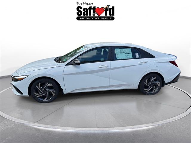 2025 Hyundai Elantra SEL Sport photo 4